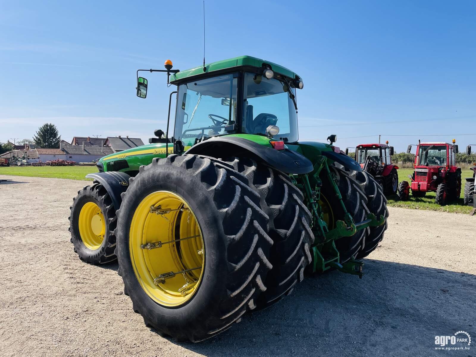 Traktor Türe ait John Deere 8320, Gebrauchtmaschine içinde Csengele (resim 3)