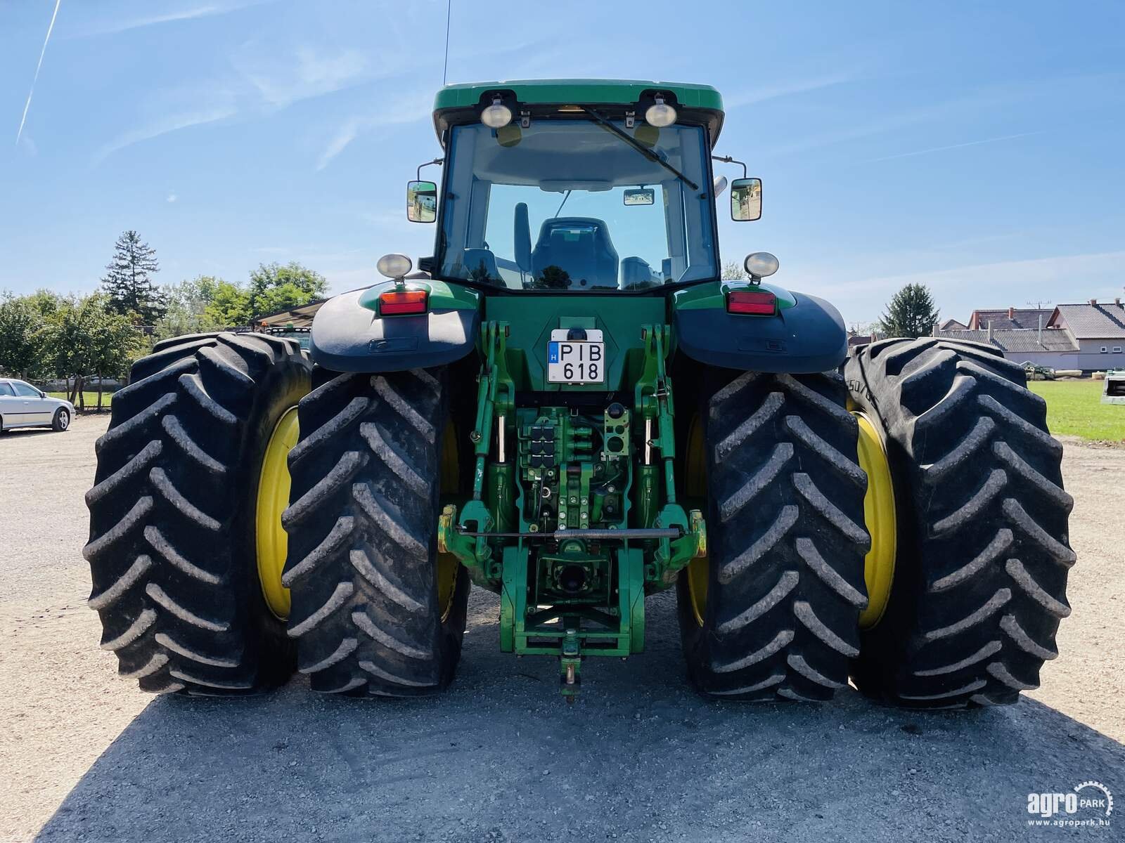 Traktor du type John Deere 8320, Gebrauchtmaschine en Csengele (Photo 4)