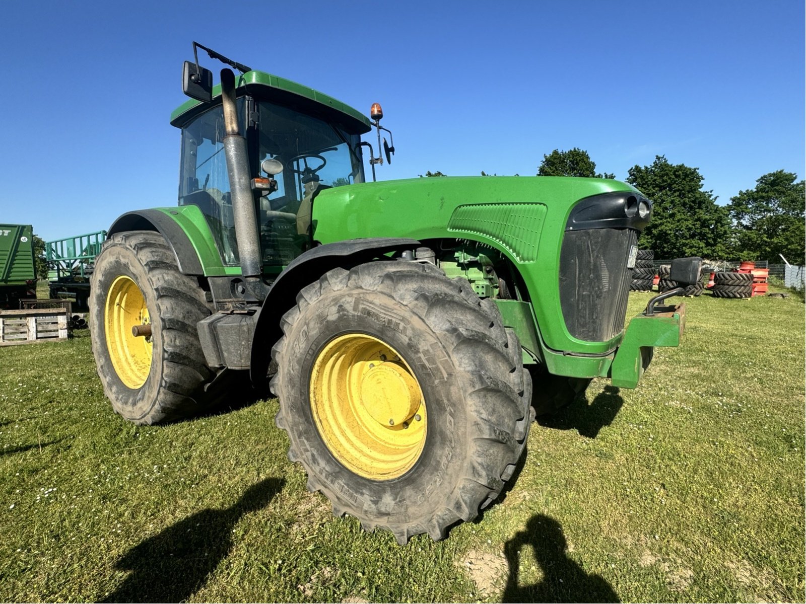 Traktor Türe ait John Deere 8320, Gebrauchtmaschine içinde Elmenhorst-Lanken (resim 4)