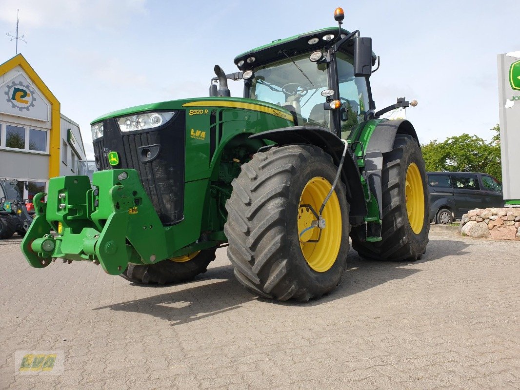 Traktor типа John Deere 8320R e23, Gebrauchtmaschine в Schenkenberg (Фотография 1)