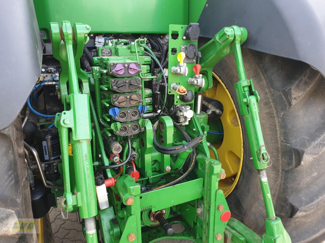 Traktor za tip John Deere 8320R e23, Gebrauchtmaschine u Schenkenberg (Slika 8)