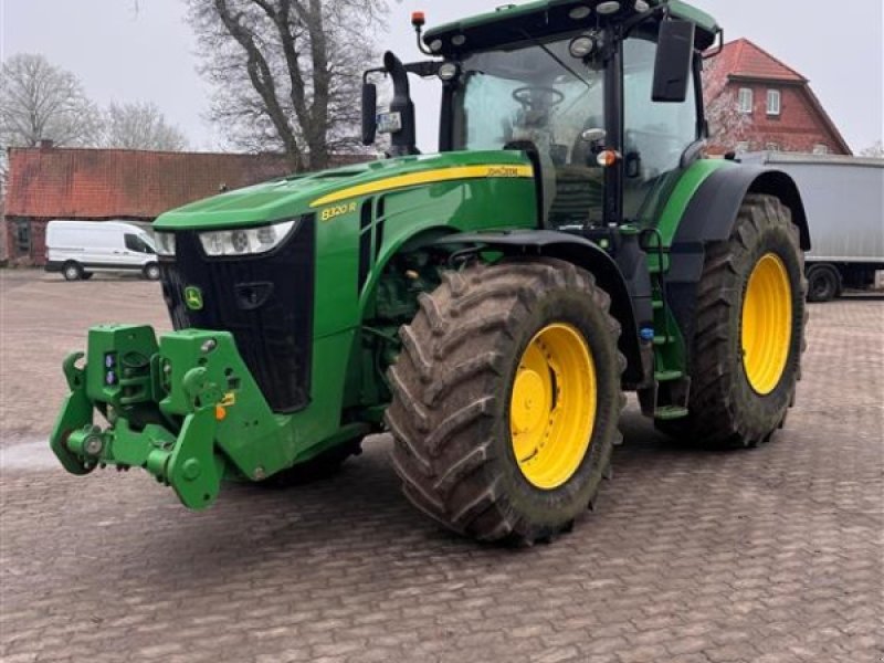 Traktor a típus John Deere 8320R SOLGT!!! Rigtig fin gårdmaskine. StarFire 6000. GPS. Ring til Ulrik for mere info på 40255544. Jeg snakker Jysk, tysk og engelsk., Gebrauchtmaschine ekkor: Kolding (Kép 1)