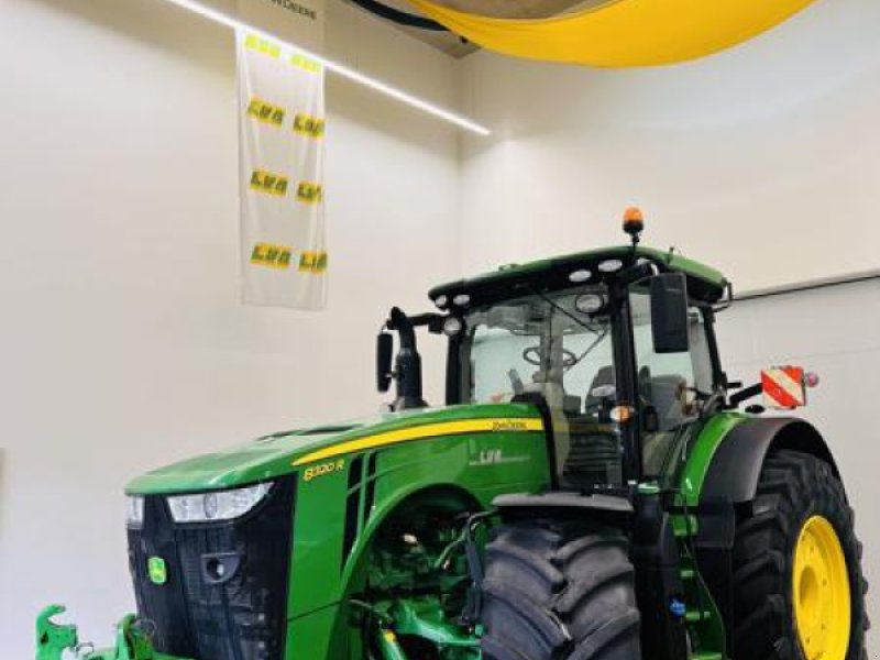 Traktor типа John Deere 8320R ULTIMATE, Gebrauchtmaschine в Sülzetal OT Altenweddingen (Фотография 1)