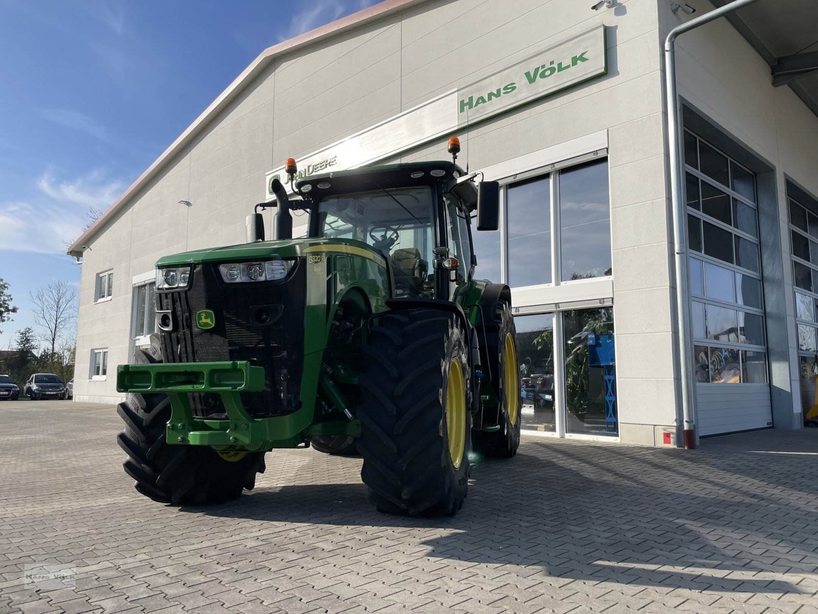 Traktor des Typs John Deere 8320R, Gebrauchtmaschine in Eching (Bild 1)