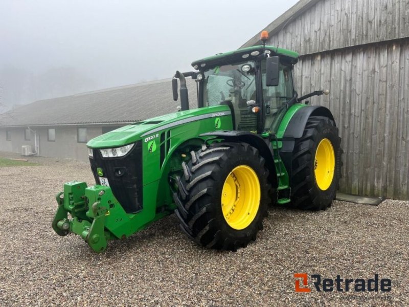 Traktor типа John Deere 8320R, Gebrauchtmaschine в Rødovre (Фотография 1)