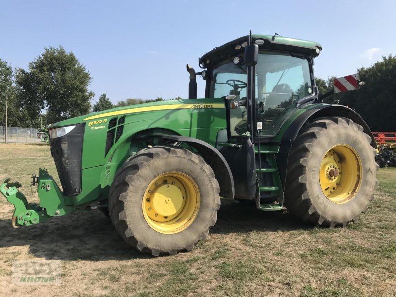 Traktor типа John Deere 8320R, Gebrauchtmaschine в Alt-Mölln