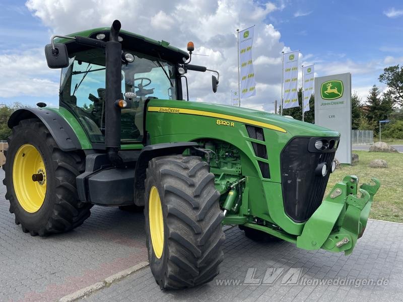 Traktor типа John Deere 8320R, Gebrauchtmaschine в Sülzetal OT Altenweddingen (Фотография 1)