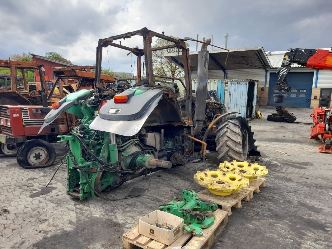 Traktor tip John Deere 8330, Gebrauchtmaschine in Viborg (Poză 4)