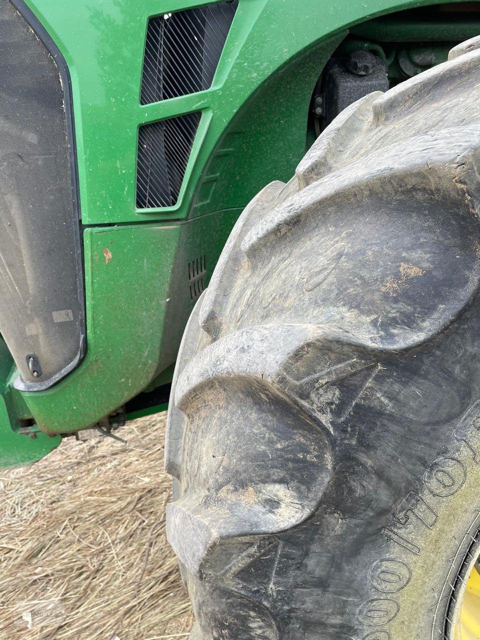 Traktor van het type John Deere 8330, Gebrauchtmaschine in Prenzlau (Foto 8)