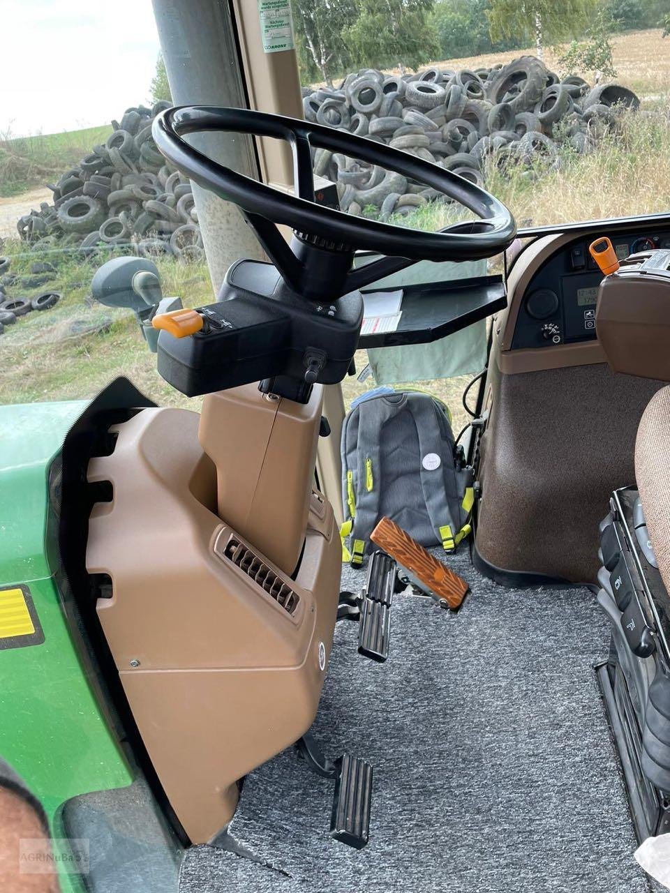 Traktor van het type John Deere 8330, Gebrauchtmaschine in Prenzlau (Foto 13)