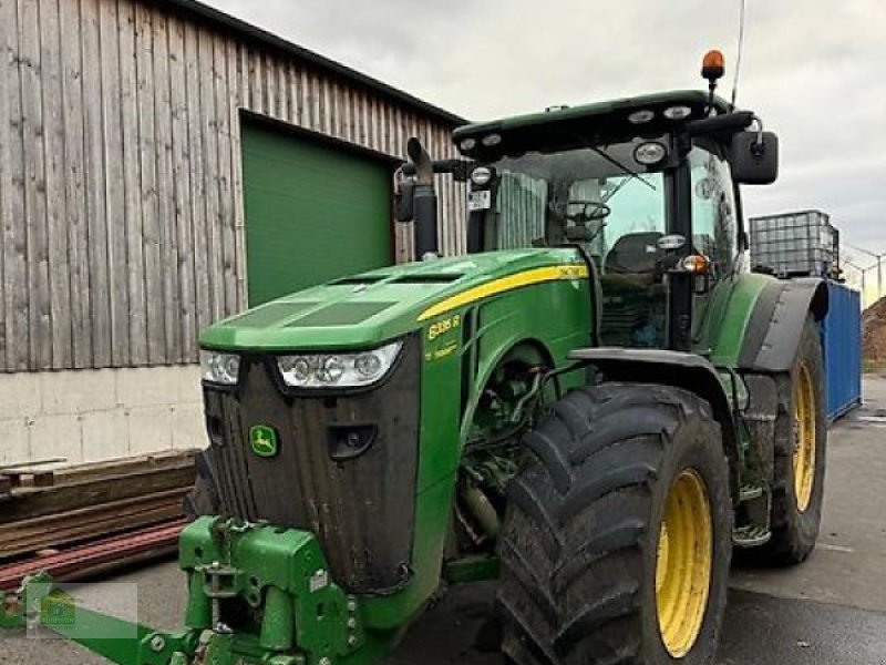 Traktor des Typs John Deere 8335R ILS, Powr Shift, Gebrauchtmaschine in Salsitz (Bild 1)