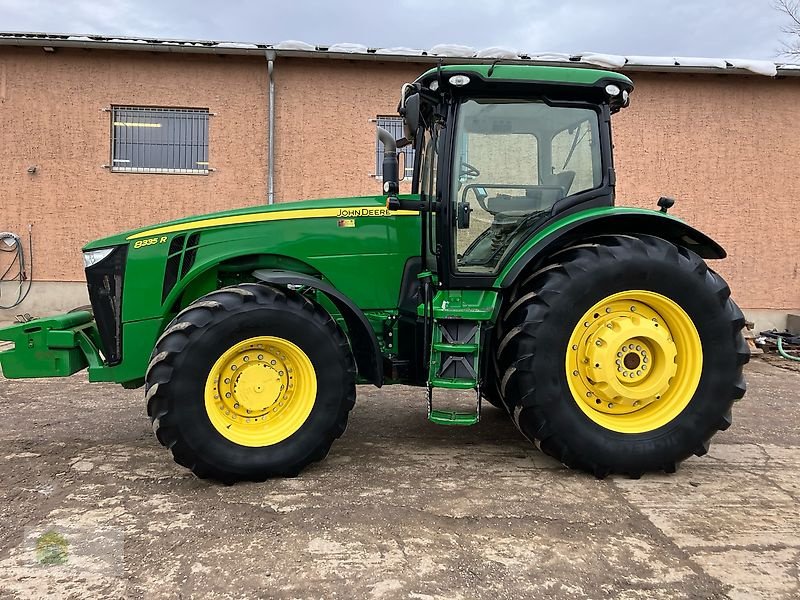 Traktor typu John Deere 8335R *Powr Shift*, Gebrauchtmaschine v Salsitz (Obrázek 1)