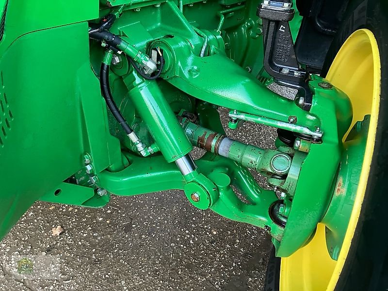 Traktor типа John Deere 8335R *Powr Shift*, Gebrauchtmaschine в Salsitz (Фотография 30)