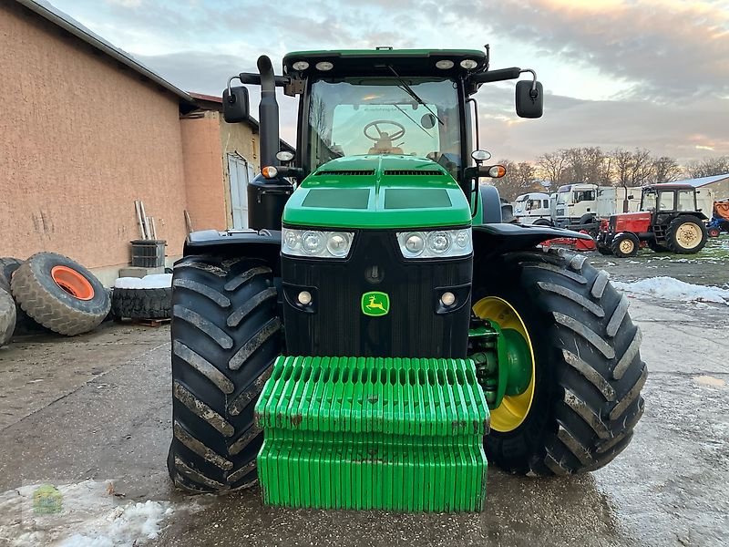 Traktor typu John Deere 8335R *Powr Shift*, Gebrauchtmaschine v Salsitz (Obrázek 17)