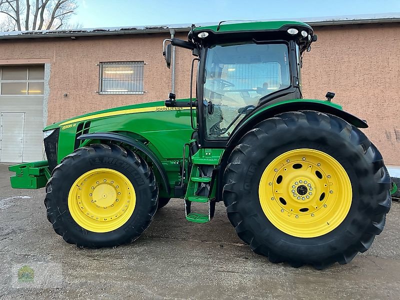 Traktor typu John Deere 8335R *Powr Shift*, Gebrauchtmaschine v Salsitz (Obrázek 7)