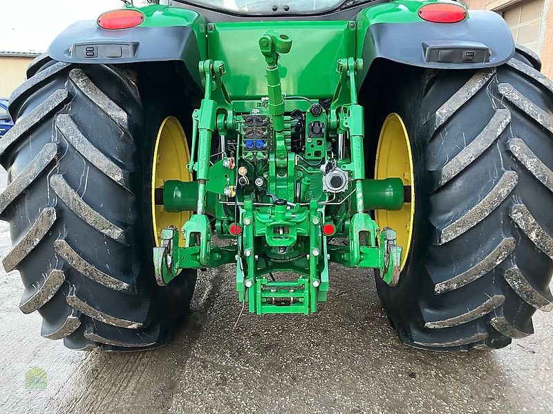 Traktor typu John Deere 8335R *Powr Shift*, Gebrauchtmaschine v Salsitz (Obrázek 18)