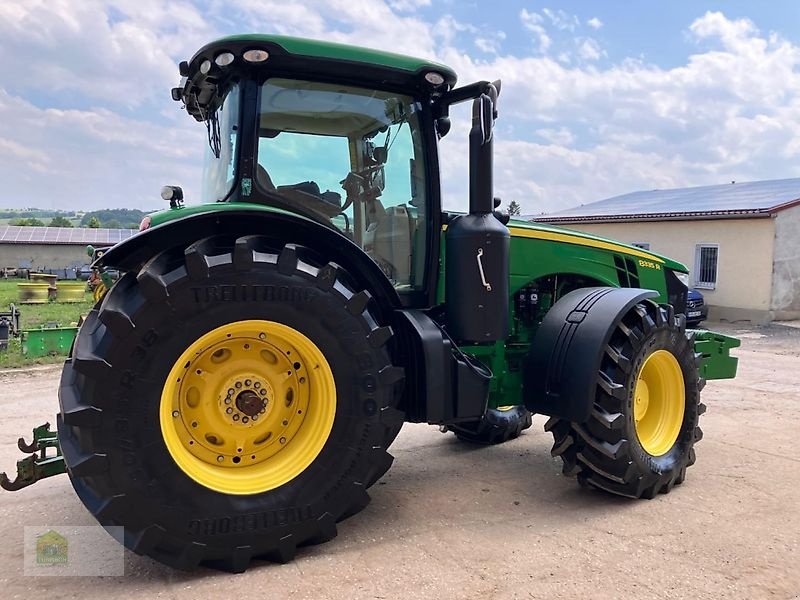 Traktor Türe ait John Deere 8335R Powr Shift *Motor und Räder neu*, Gebrauchtmaschine içinde Salsitz (resim 20)