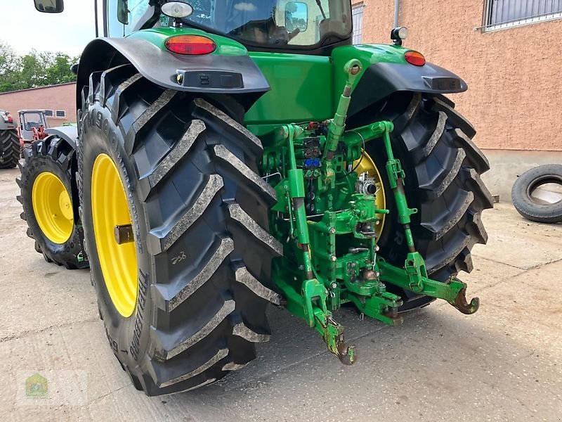 Traktor of the type John Deere 8335R Powr Shift *Motor und Räder neu*, Gebrauchtmaschine in Salsitz (Picture 26)