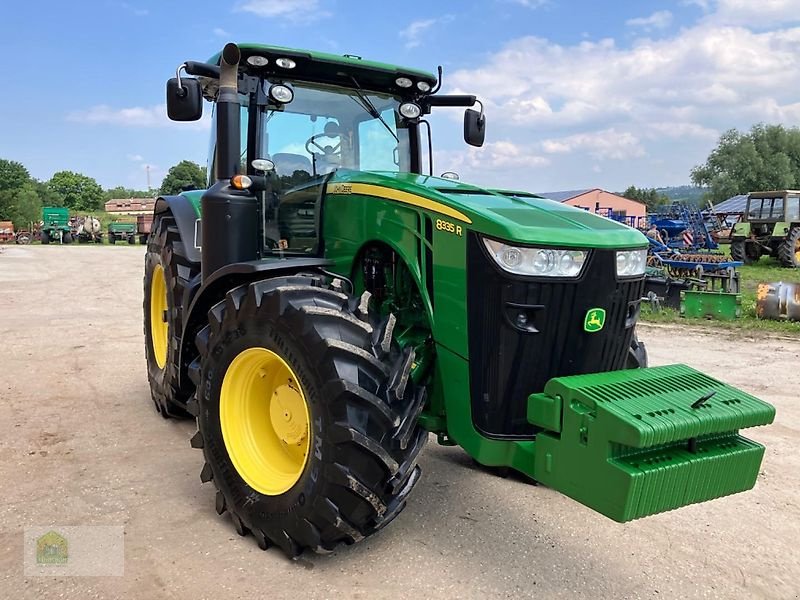 Traktor of the type John Deere 8335R Powr Shift *Motor und Räder neu*, Gebrauchtmaschine in Salsitz (Picture 9)