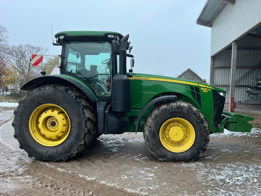 Traktor tip John Deere 8335R PowrShift, Gebrauchtmaschine in Prenzlau (Poză 4)