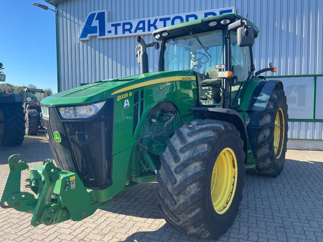 Traktor van het type John Deere 8335R, Gebrauchtmaschine in Sittensen (Foto 1)