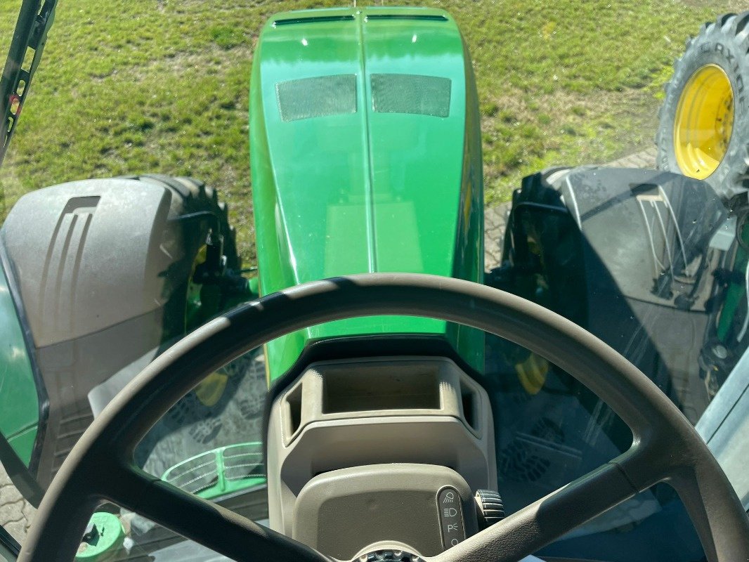 Traktor typu John Deere 8335R, Gebrauchtmaschine w Sittensen (Zdjęcie 11)