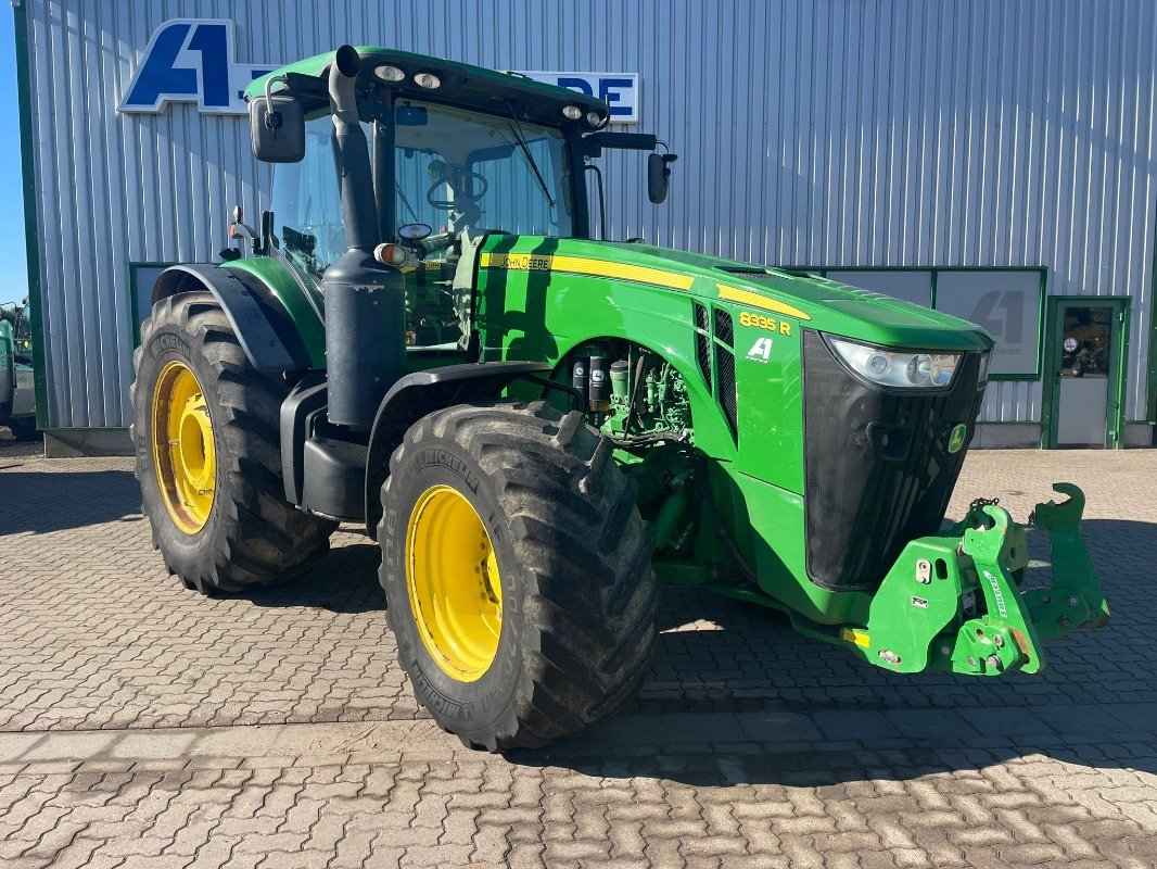 Traktor Türe ait John Deere 8335R, Gebrauchtmaschine içinde Sittensen (resim 2)