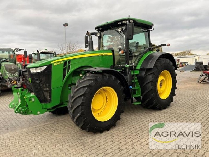 Traktor des Typs John Deere 8345 R, Gebrauchtmaschine in Calbe / Saale (Bild 1)