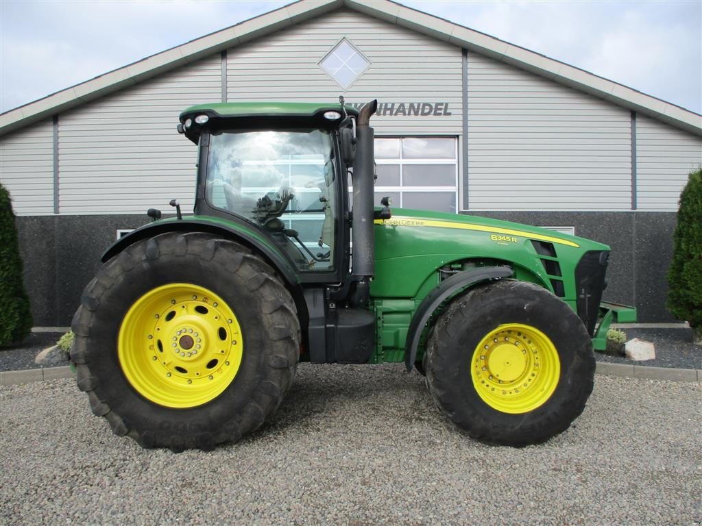 Traktor van het type John Deere 8345R ILS og AutoPower med 620/75R30 og 710/75R42 hjul montering, Gebrauchtmaschine in Lintrup (Foto 3)