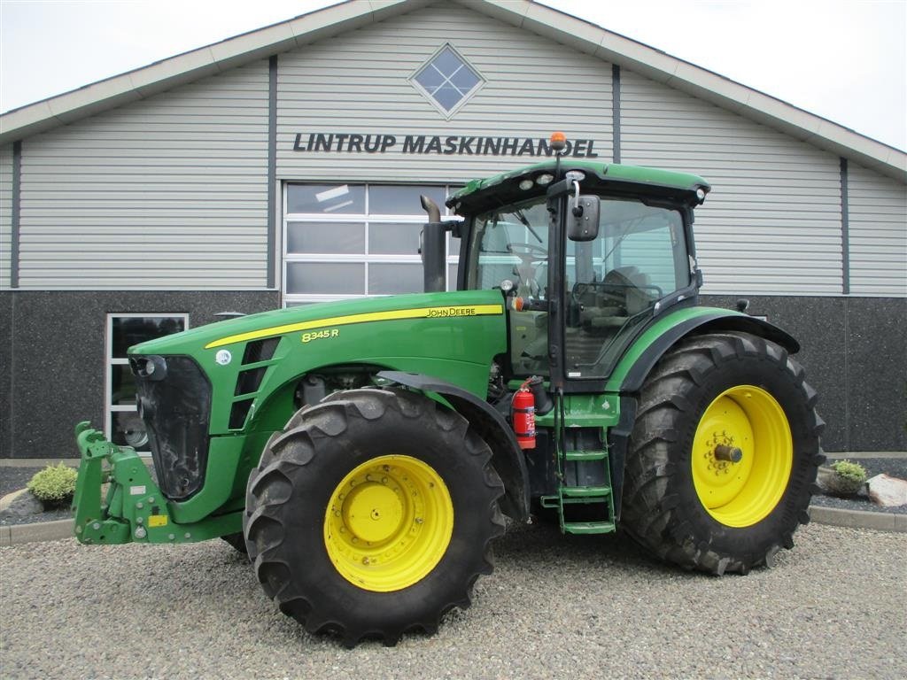 Traktor des Typs John Deere 8345R Med frontlift, Gebrauchtmaschine in Lintrup (Bild 1)