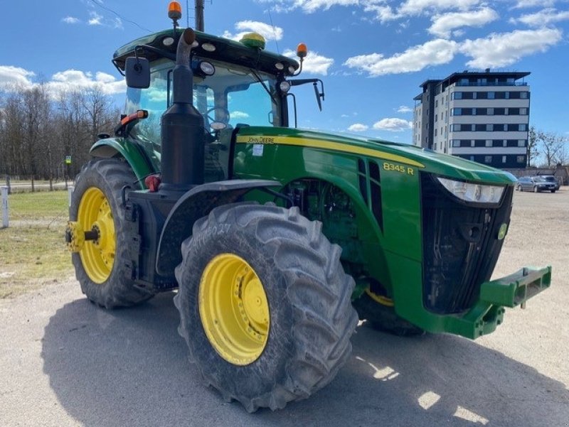 Traktor typu John Deere 8345R SOLGT!!! E23. GPS. Auto steer aktiveret. Front lift. Hitch krog. Affjedret foraksel. Mange på lager., Gebrauchtmaschine v Kolding (Obrázek 5)