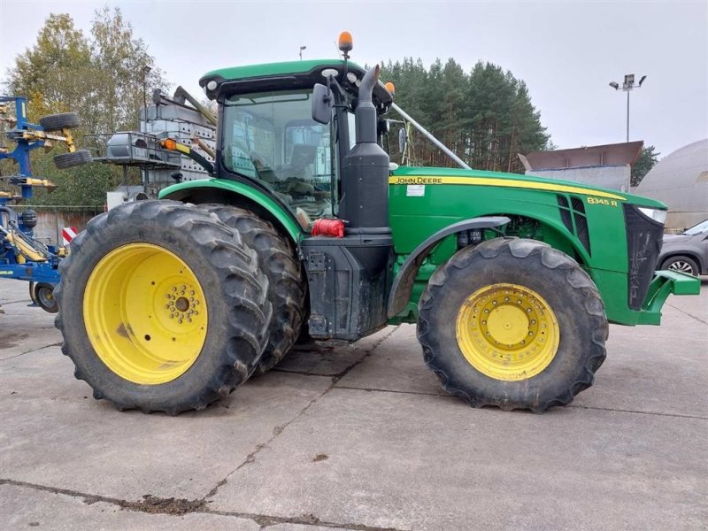 Traktor typu John Deere 8345R SOLGT!!! E23. GPS. Auto steer aktiveret. Front lift. Hitch krog. Affjedret foraksel. Mange på lager., Gebrauchtmaschine v Kolding (Obrázek 1)