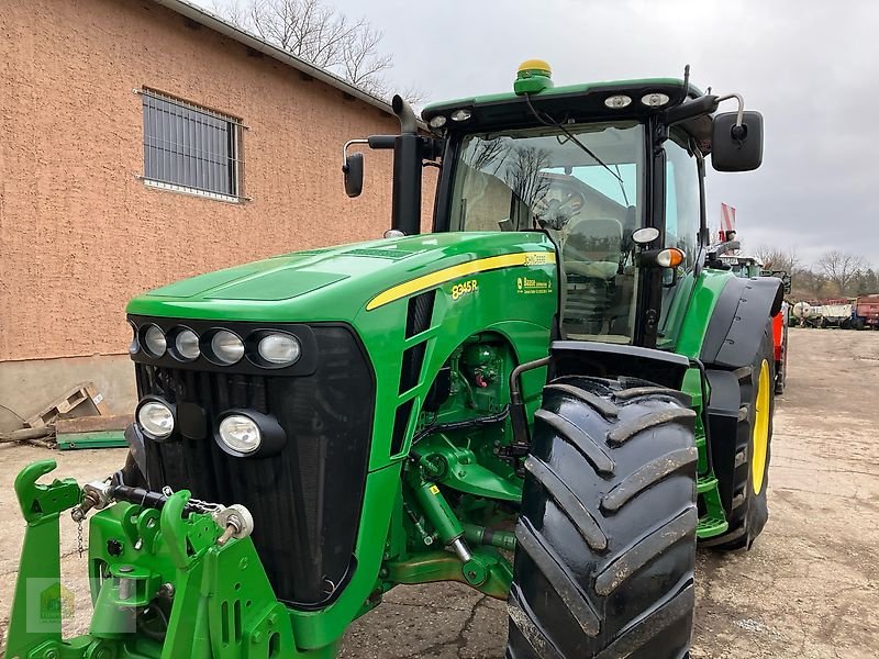 Traktor типа John Deere 8345R, Gebrauchtmaschine в Salsitz (Фотография 19)