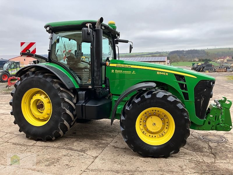 Traktor des Typs John Deere 8345R, Gebrauchtmaschine in Salsitz (Bild 2)