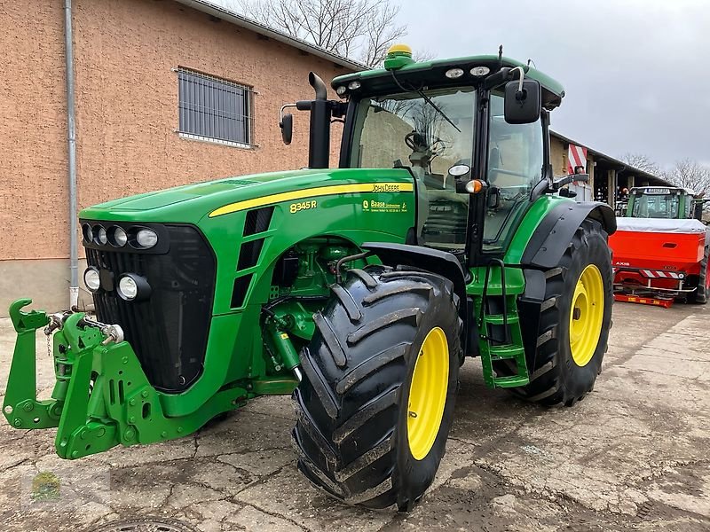 Traktor of the type John Deere 8345R, Gebrauchtmaschine in Salsitz (Picture 20)