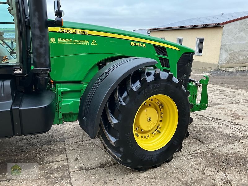 Traktor of the type John Deere 8345R, Gebrauchtmaschine in Salsitz (Picture 9)