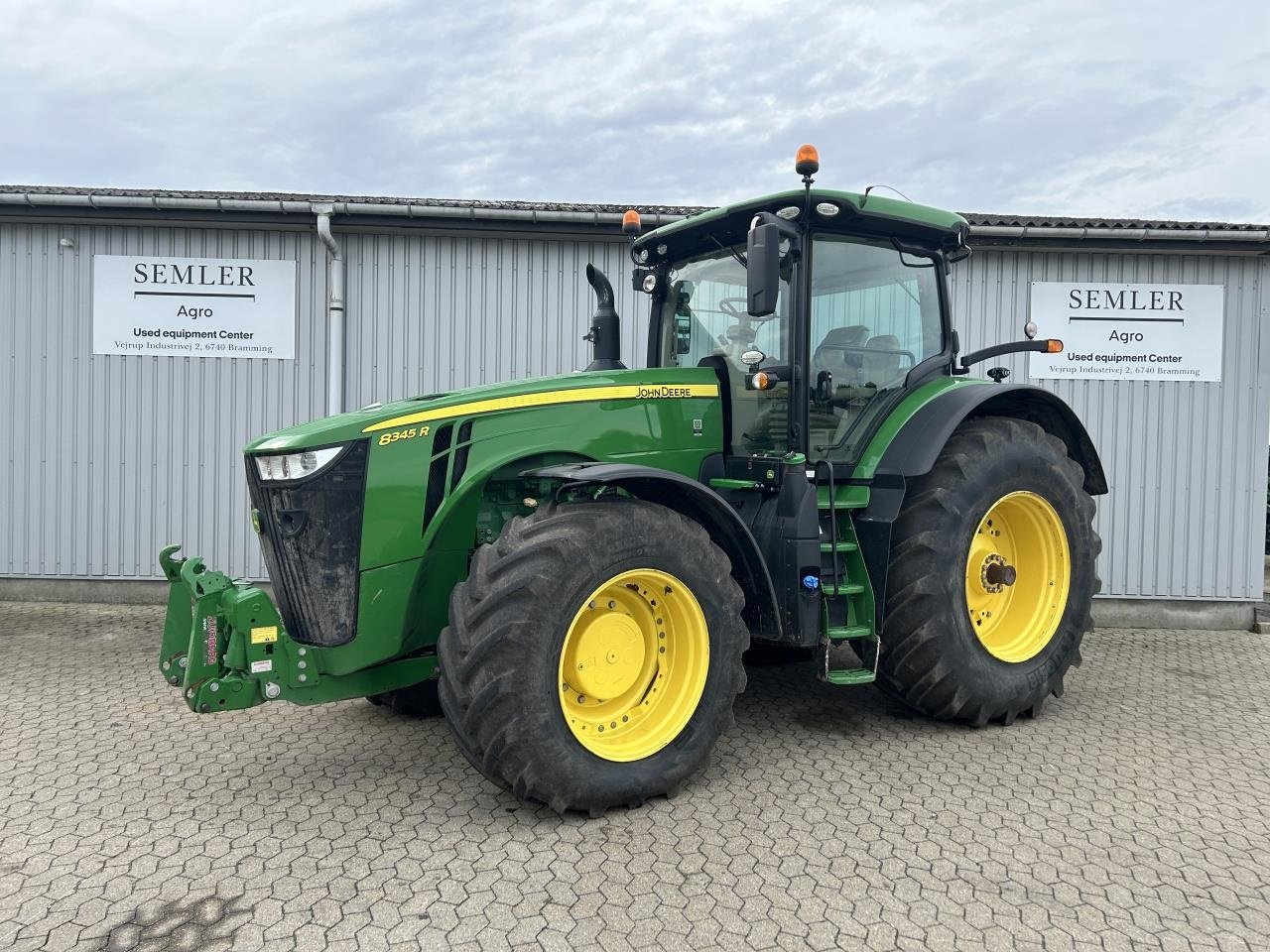 Traktor от тип John Deere 8345R, Gebrauchtmaschine в Bramming (Снимка 1)