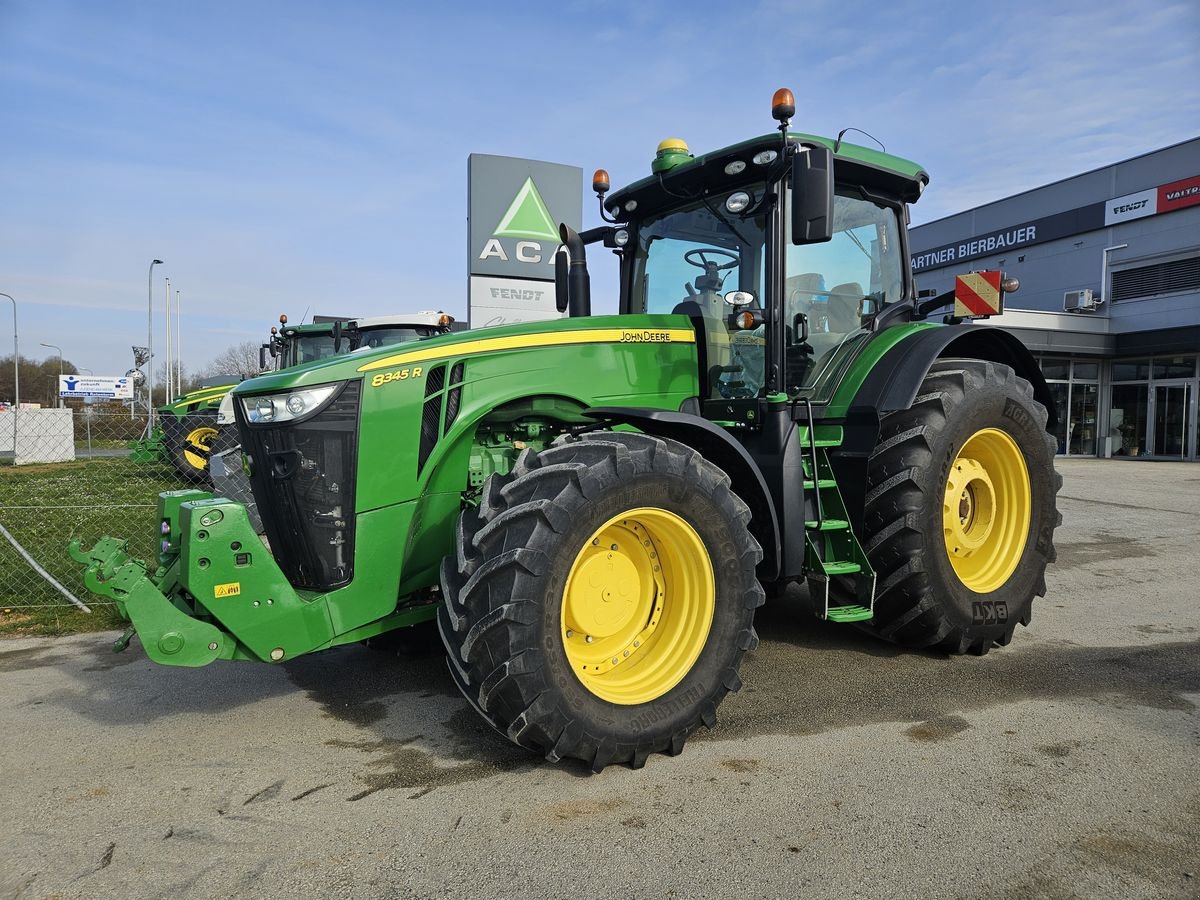 Traktor van het type John Deere 8345R, Gebrauchtmaschine in Sieget in der Wart (Foto 1)