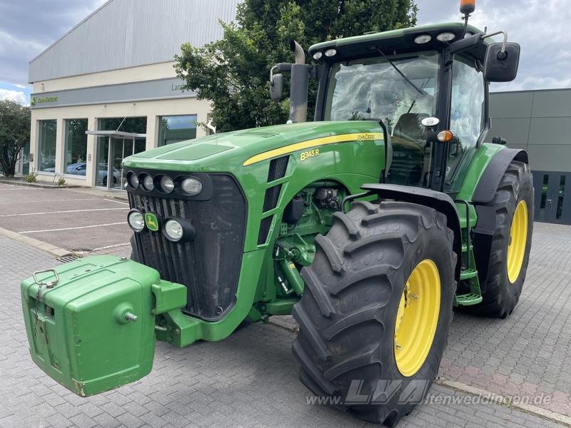 Traktor des Typs John Deere 8345R, Gebrauchtmaschine in Sülzetal OT Altenweddingen (Bild 2)