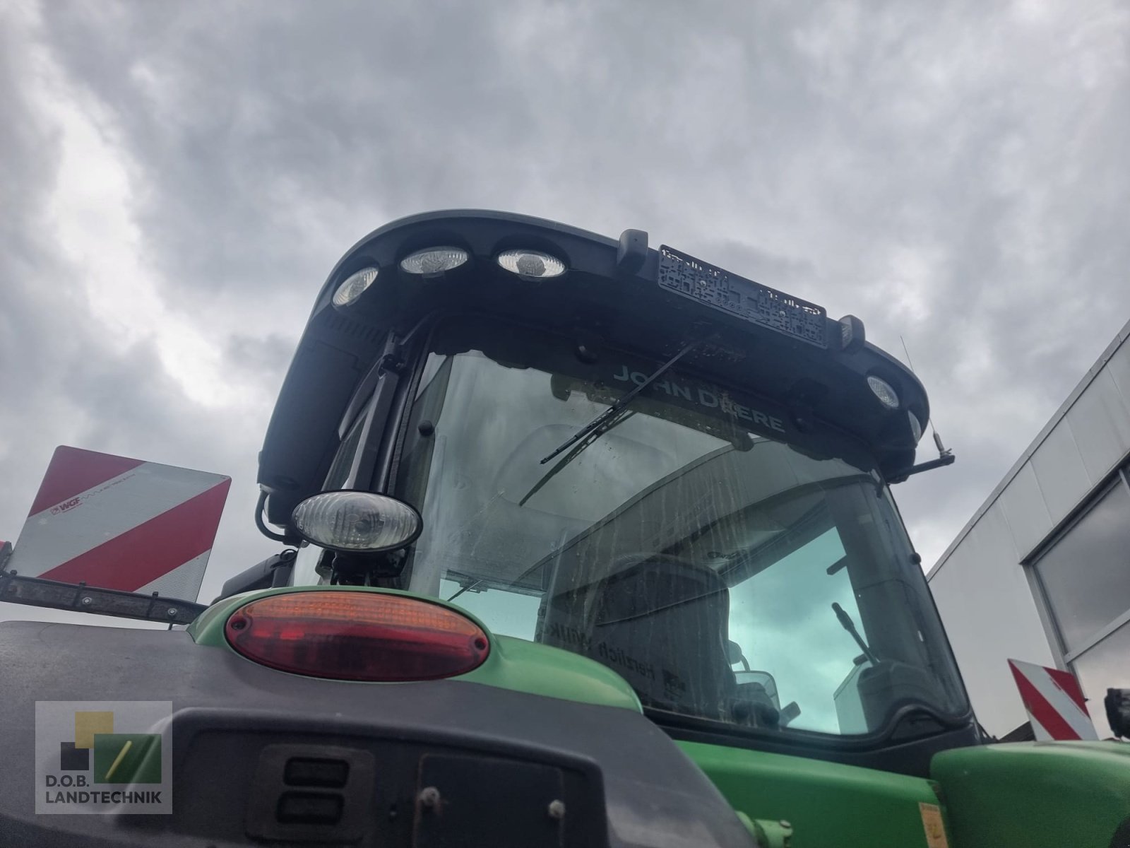 Traktor от тип John Deere 8360 R, Gebrauchtmaschine в Regensburg (Снимка 9)