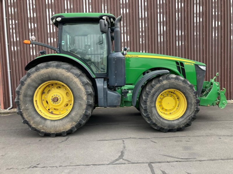 Traktor of the type John Deere 8360R, Gebrauchtmaschine in Odense (Picture 1)