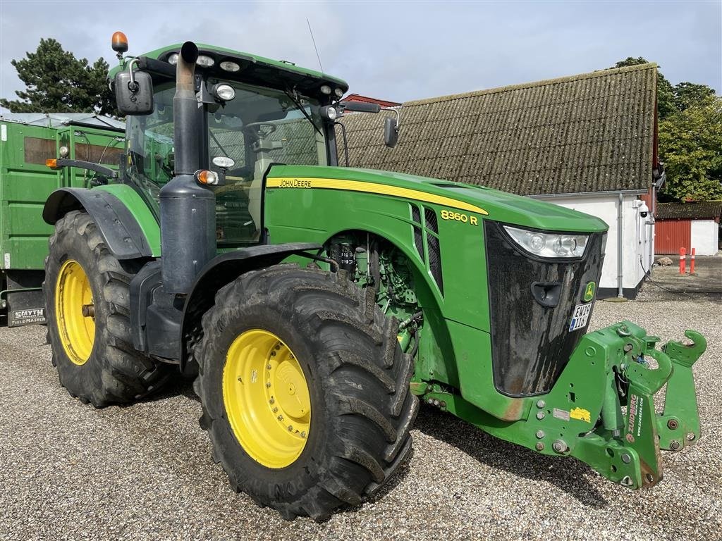 Traktor des Typs John Deere 8360R, Gebrauchtmaschine in Hårlev (Bild 3)