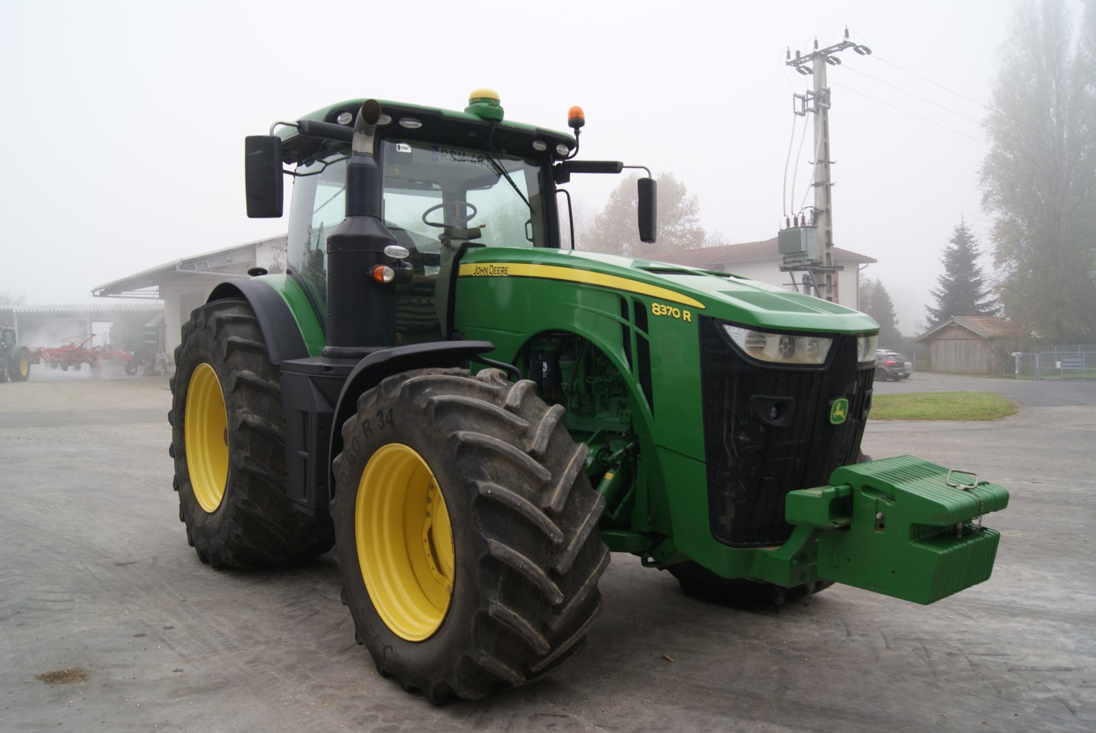 Traktor del tipo John Deere 8370 R 5.029 Bh 370 PS, Gebrauchtmaschine In Lengyeltóti (Immagine 3)