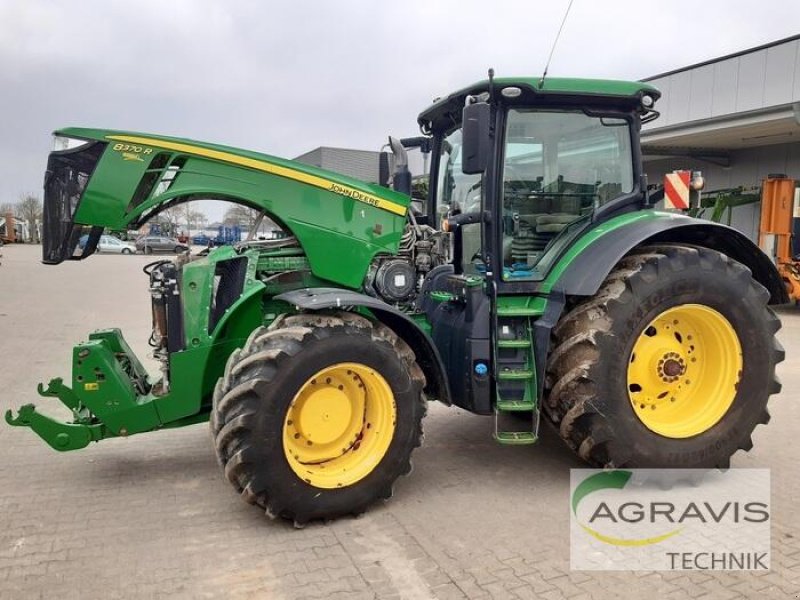 Traktor van het type John Deere 8370 R AUTOPOWR, Gebrauchtmaschine in Walsrode (Foto 2)