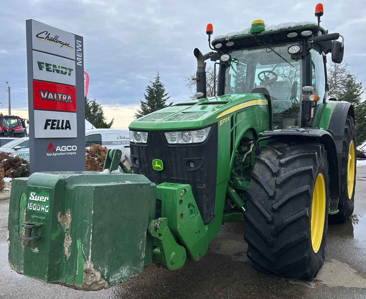 Traktor типа John Deere 8370 R, Gebrauchtmaschine в Orţişoara (Фотография 2)