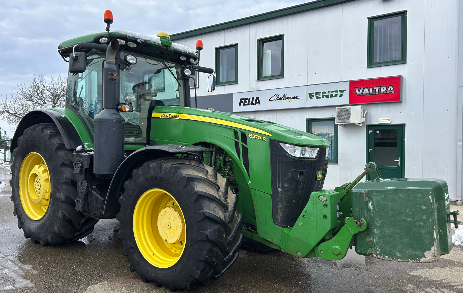 Traktor Türe ait John Deere 8370 R, Gebrauchtmaschine içinde Orţişoara (resim 3)