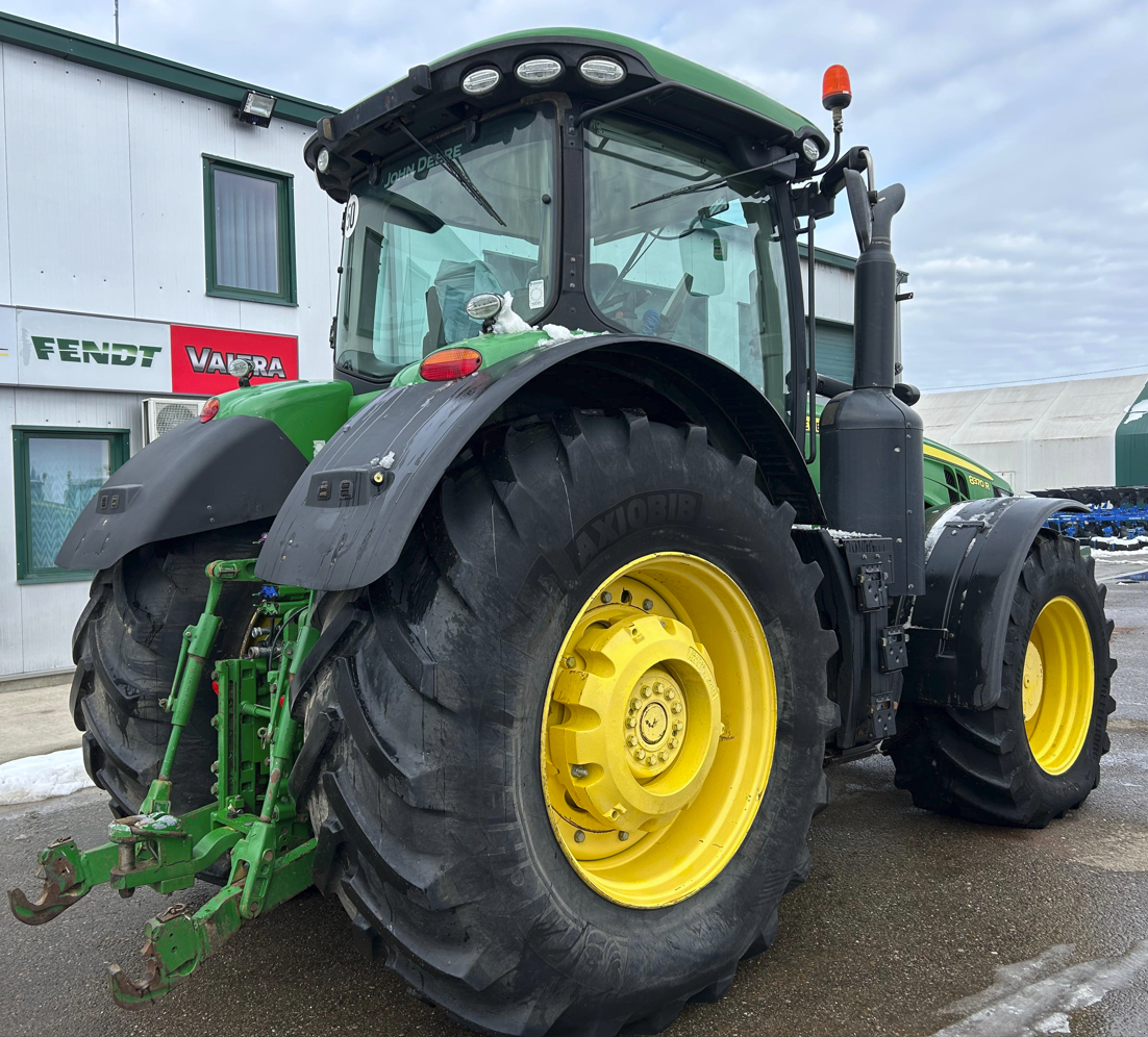 Traktor Türe ait John Deere 8370 R, Gebrauchtmaschine içinde Orţişoara (resim 7)