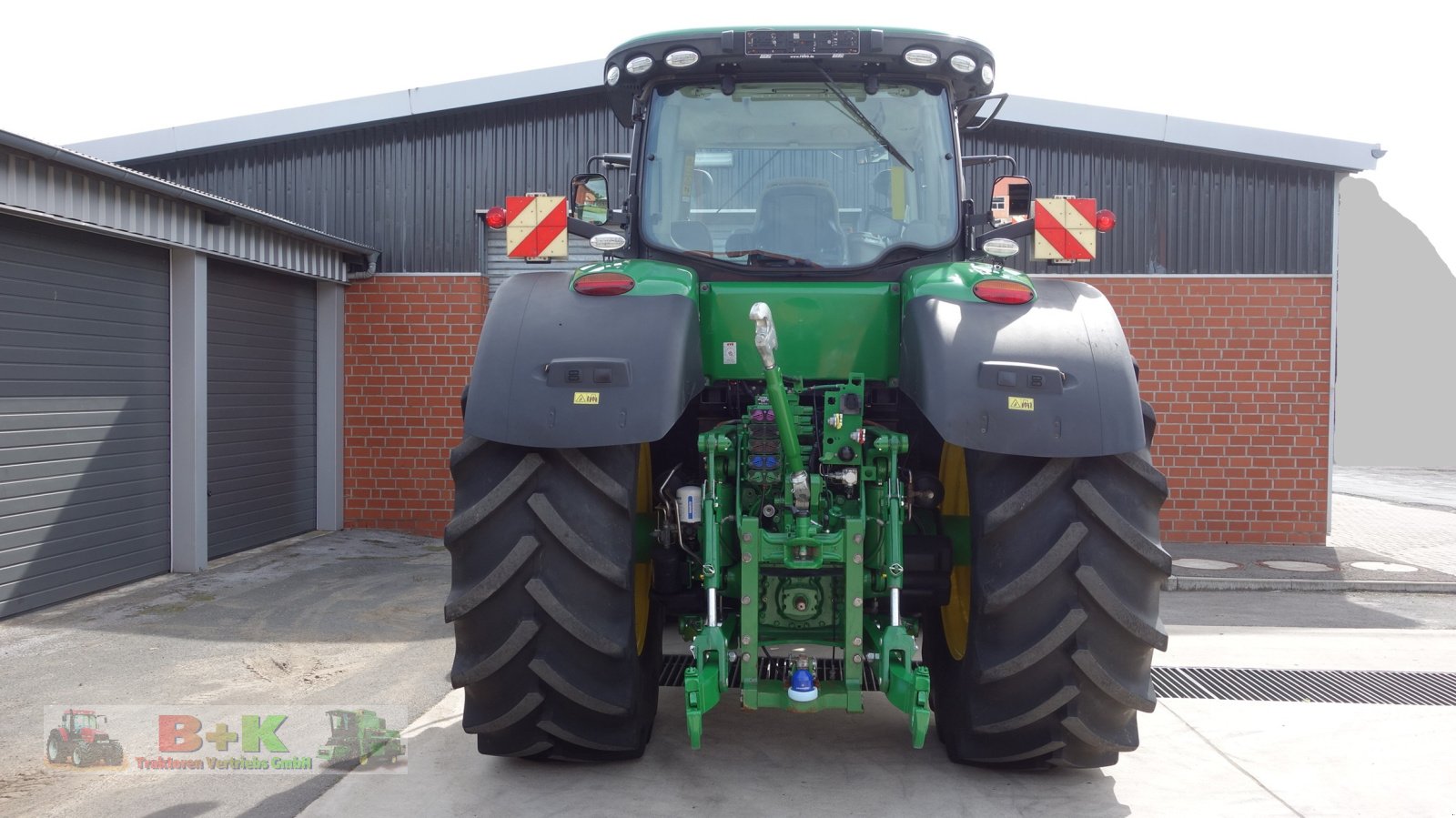 Traktor des Typs John Deere 8370 R, Gebrauchtmaschine in Kettenkamp (Bild 17)