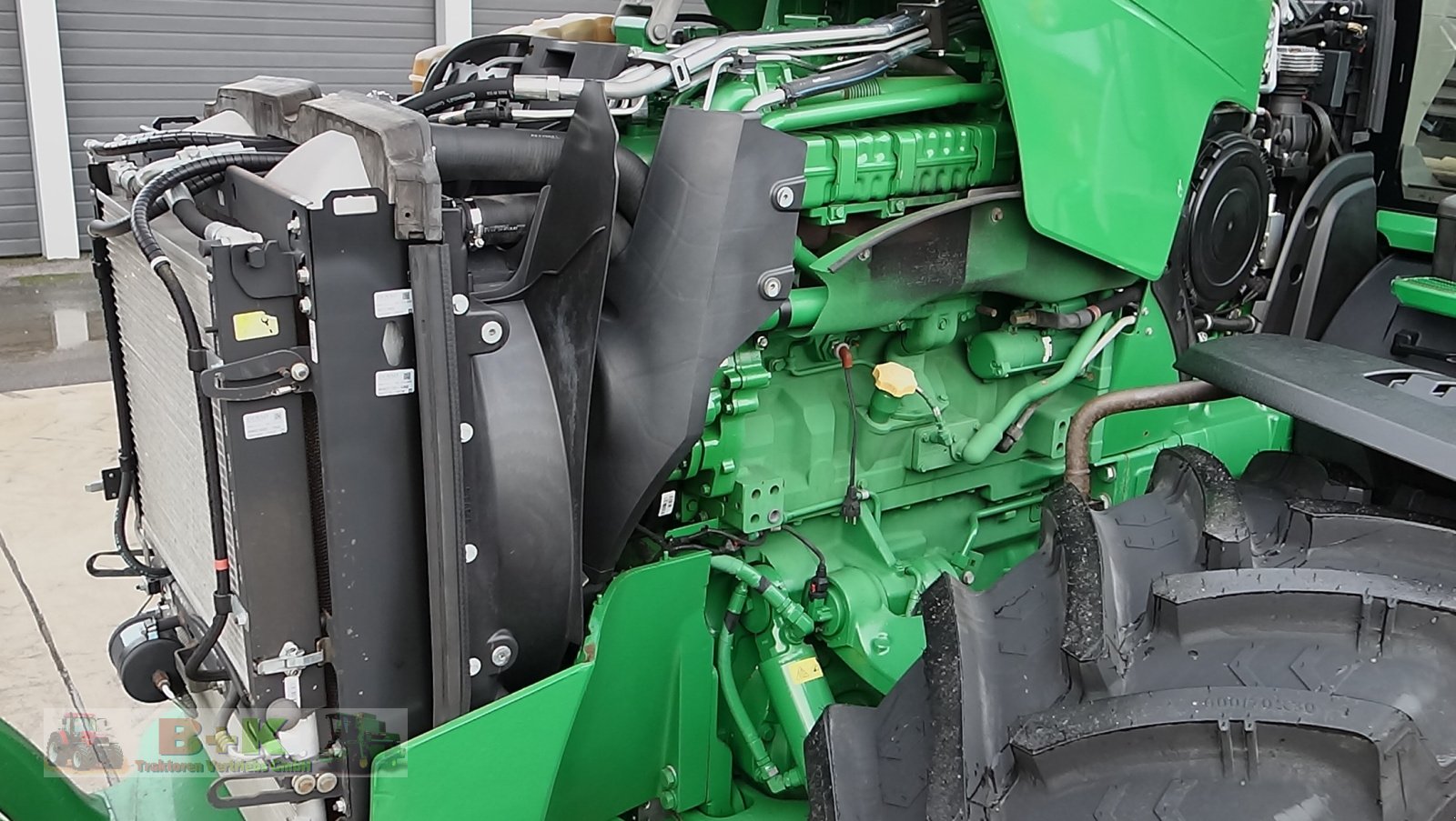 Traktor Türe ait John Deere 8370 R, Gebrauchtmaschine içinde Kettenkamp (resim 10)