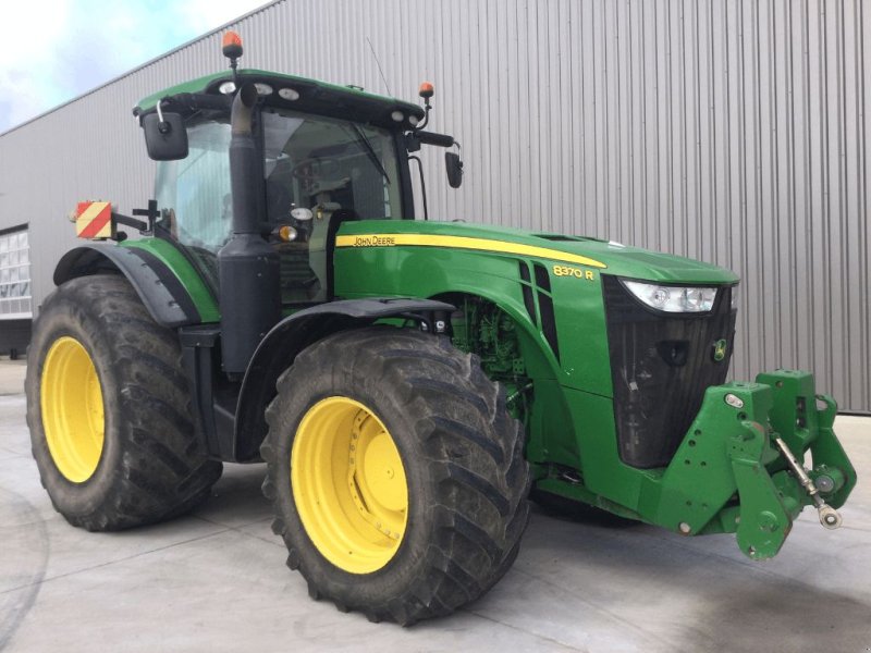 Traktor des Typs John Deere 8370, Gebrauchtmaschine in Vogelsheim